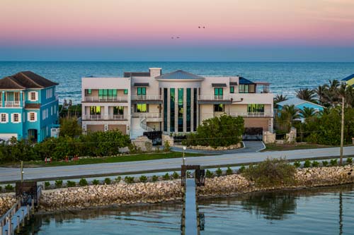 Agent-branded real estate media